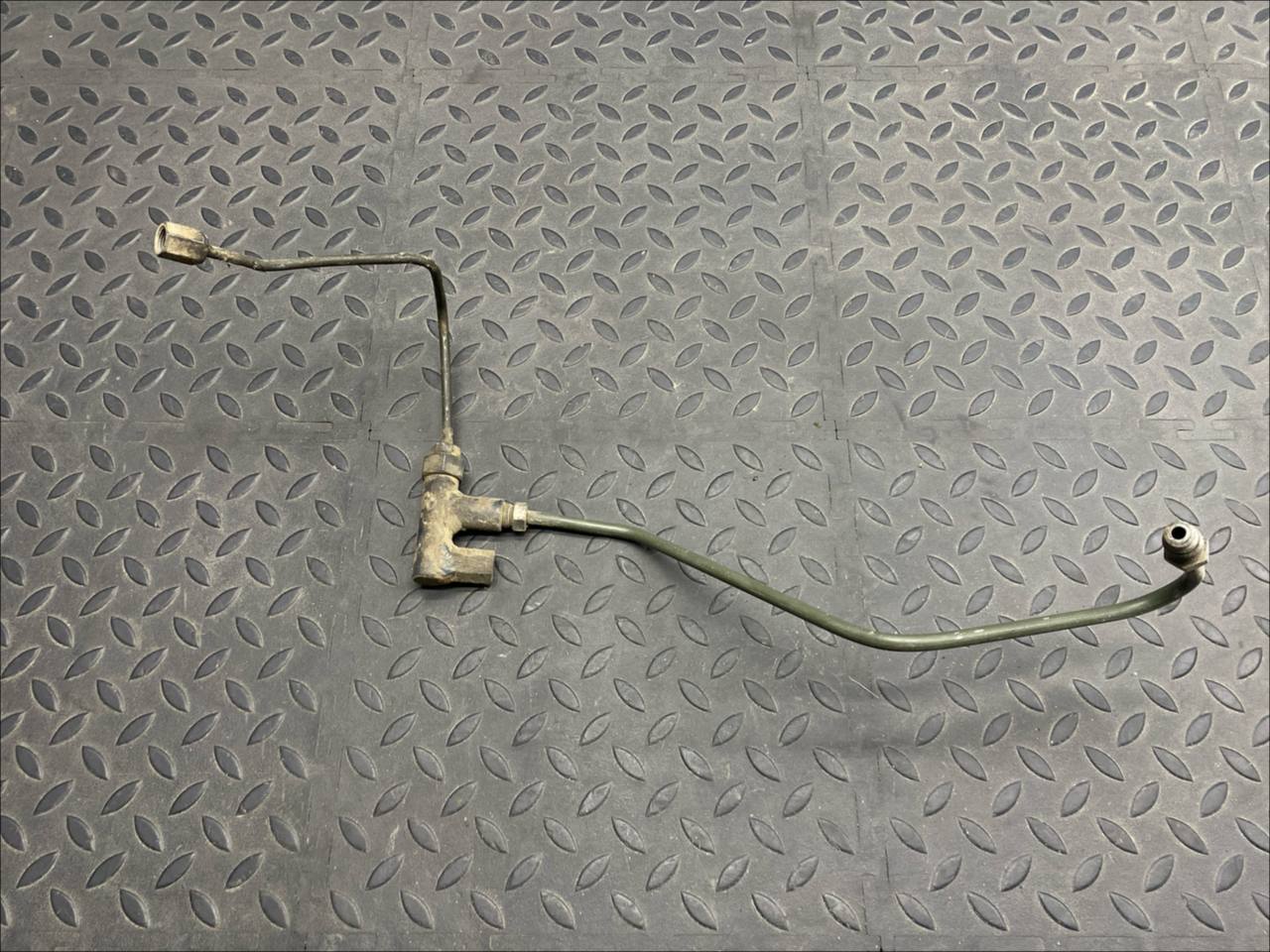 Трубка тормозная Ford Transit 2000-2006