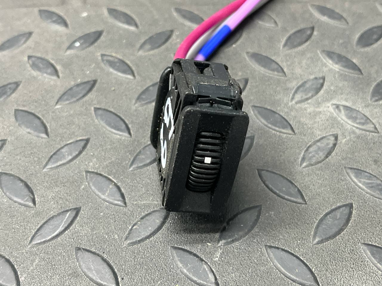 Кнопка корректора фар Mercedes B/W245 2005-2011