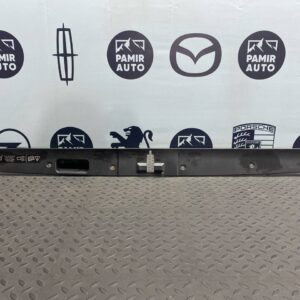 Обшивка двери багажника Mercedes E/W210 1995-2003