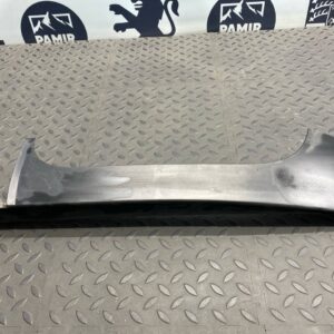 Обшивка двери багажника правая BMW 3/E90 2004-2013