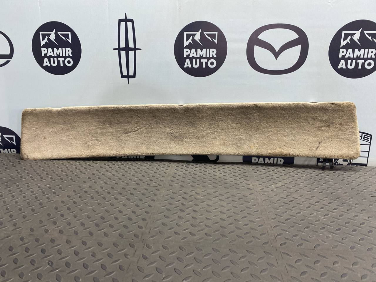 Обшивка двери багажника BMW 3/E90 2004-2013