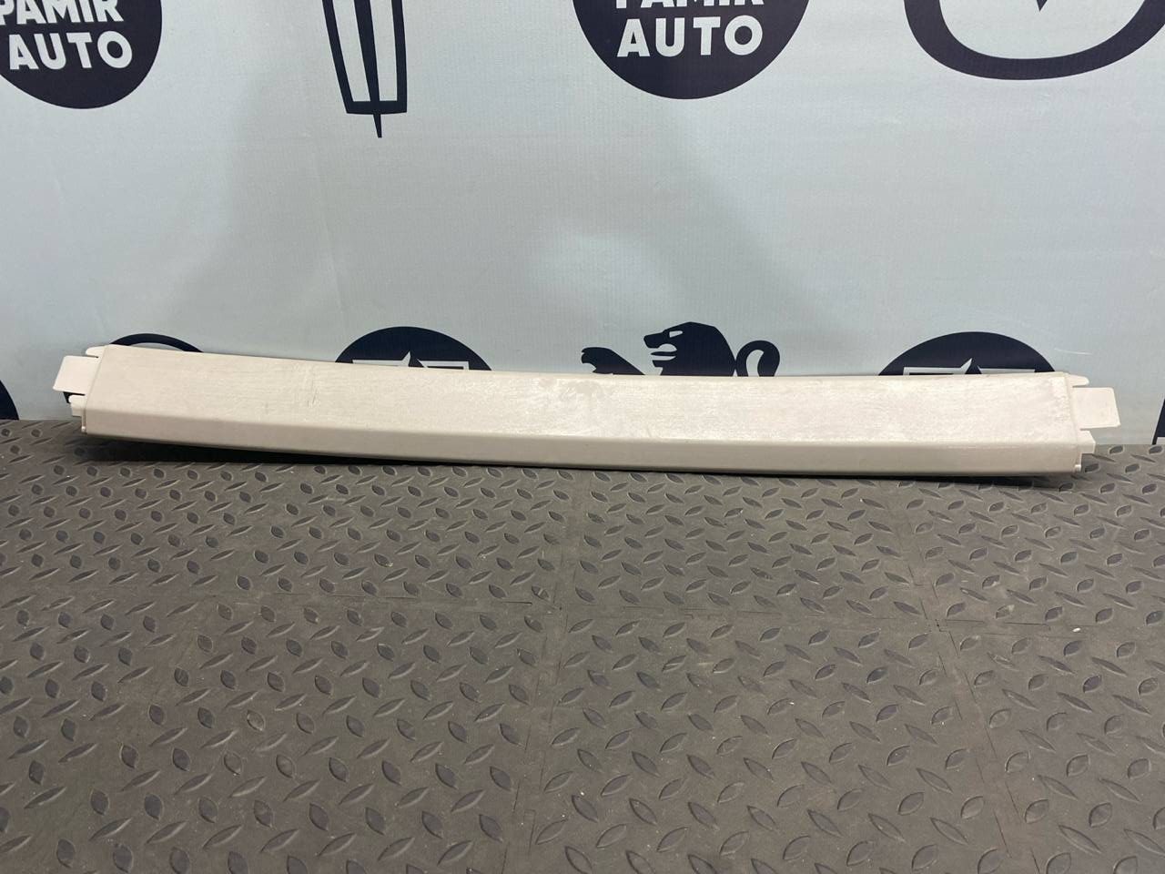 Обшивка двери багажника BMW 3/E90 2004-2013