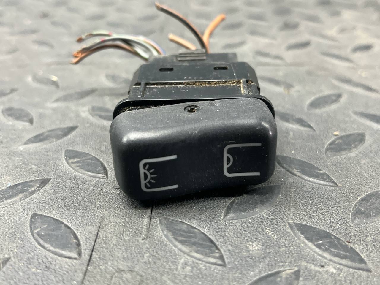 Кнопка включения света в салоне Mercedes Vito/W638 1996-2003