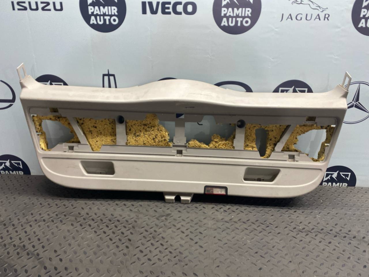 Обшивка двери багажника BMW 3/E90 2004-2013