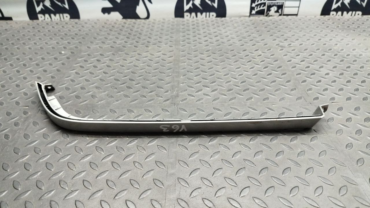 Планка под фару левая Mercedes C/W202 1993-2001