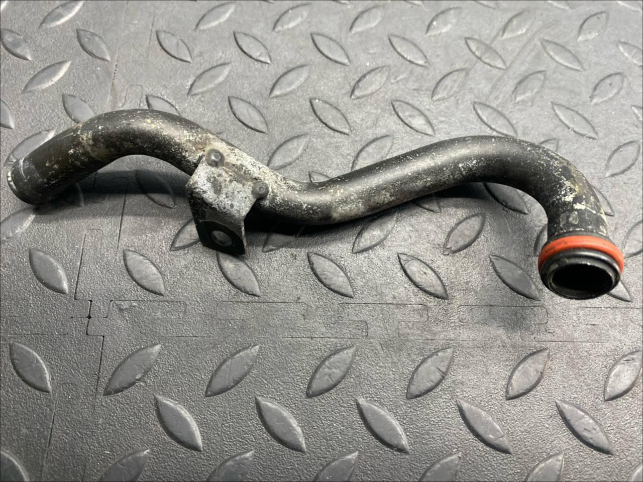 Трубка ОЖ Mercedes Vito/W638 1996-2003