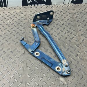 Петля крышки багажника правая Ford Mondeo/3 2000-2007