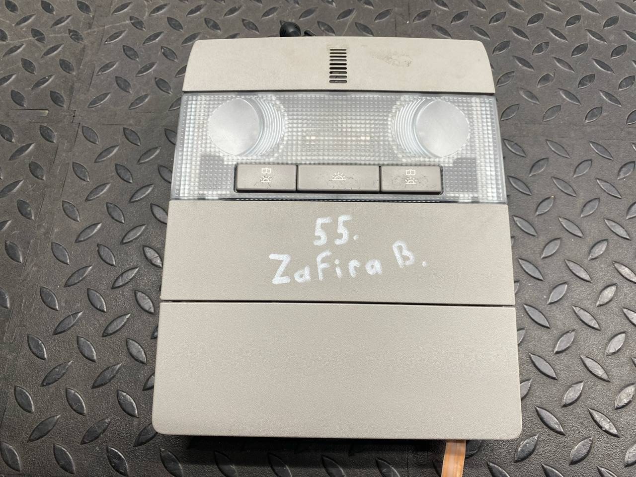 Плафон салонный Opel Zafira/B 2005-2014