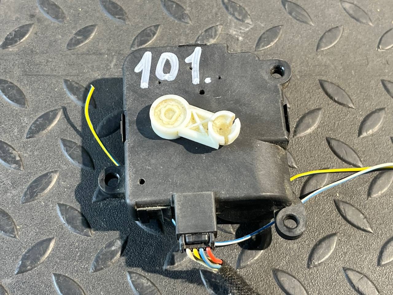 Моторчик заслонки отопителя Peugeot Expert/2 2007-2016