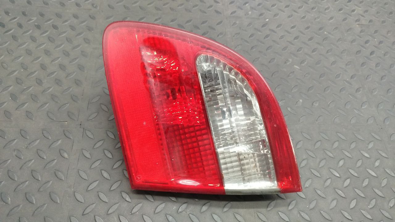 Фонарь задний внутренний правый Mercedes E/W211 2002-2009