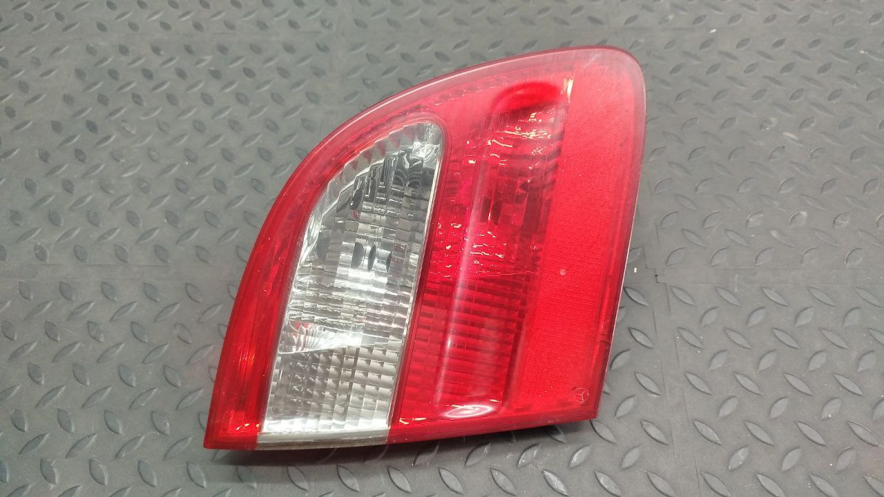 Фонарь задний внутренний левый Mercedes E/W211 2002-2009