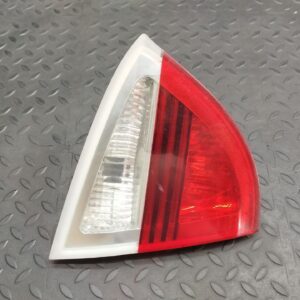 Фонарь задний внутренний левый BMW 3/E90 2004-2013