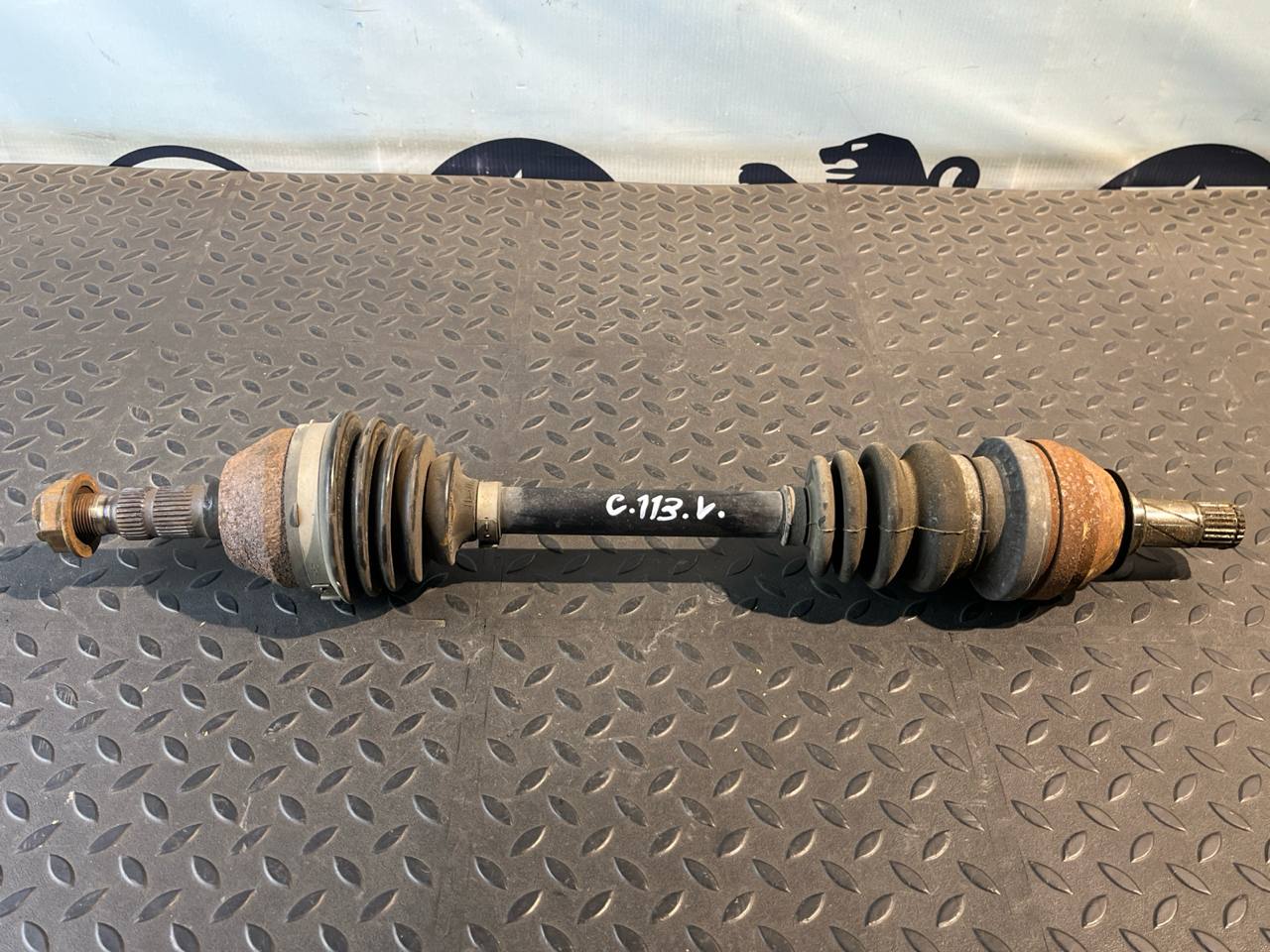 Полуось передняя левая Opel Astra/H 2004-2014