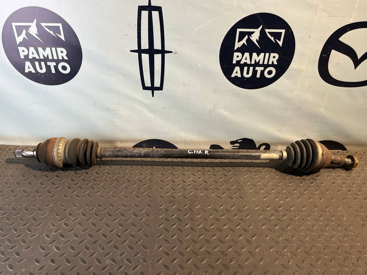 Полуось передняя правая Opel Astra/H 2004-2014