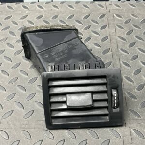 Дефлектор воздушный правый Mercedes B/W245 2005-2011