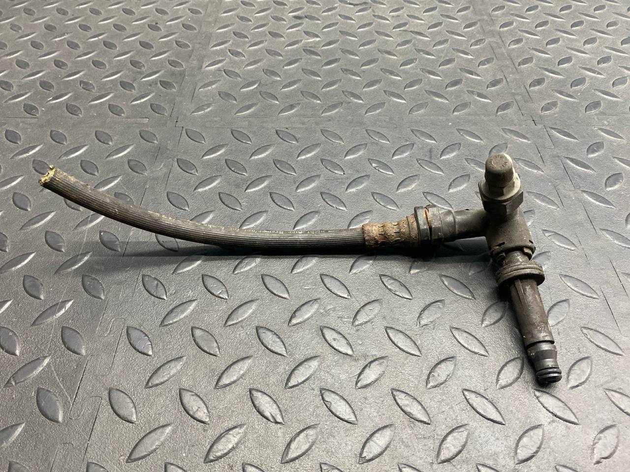 Трубка цилиндра сцепления Opel Corsa/D 2006-2014