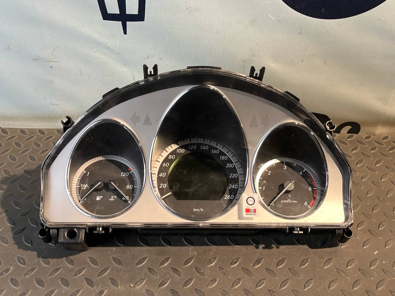 Комбинация приборов (Щиток) Mercedes C/W204 2006-2015