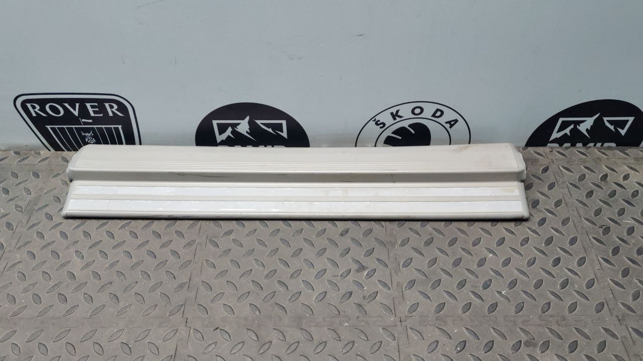 Накладка порога передняя левая Mercedes C/W202 1993-2001