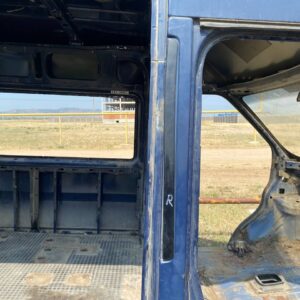 Молдинг двери передний правый Ford Transit 2000-2006