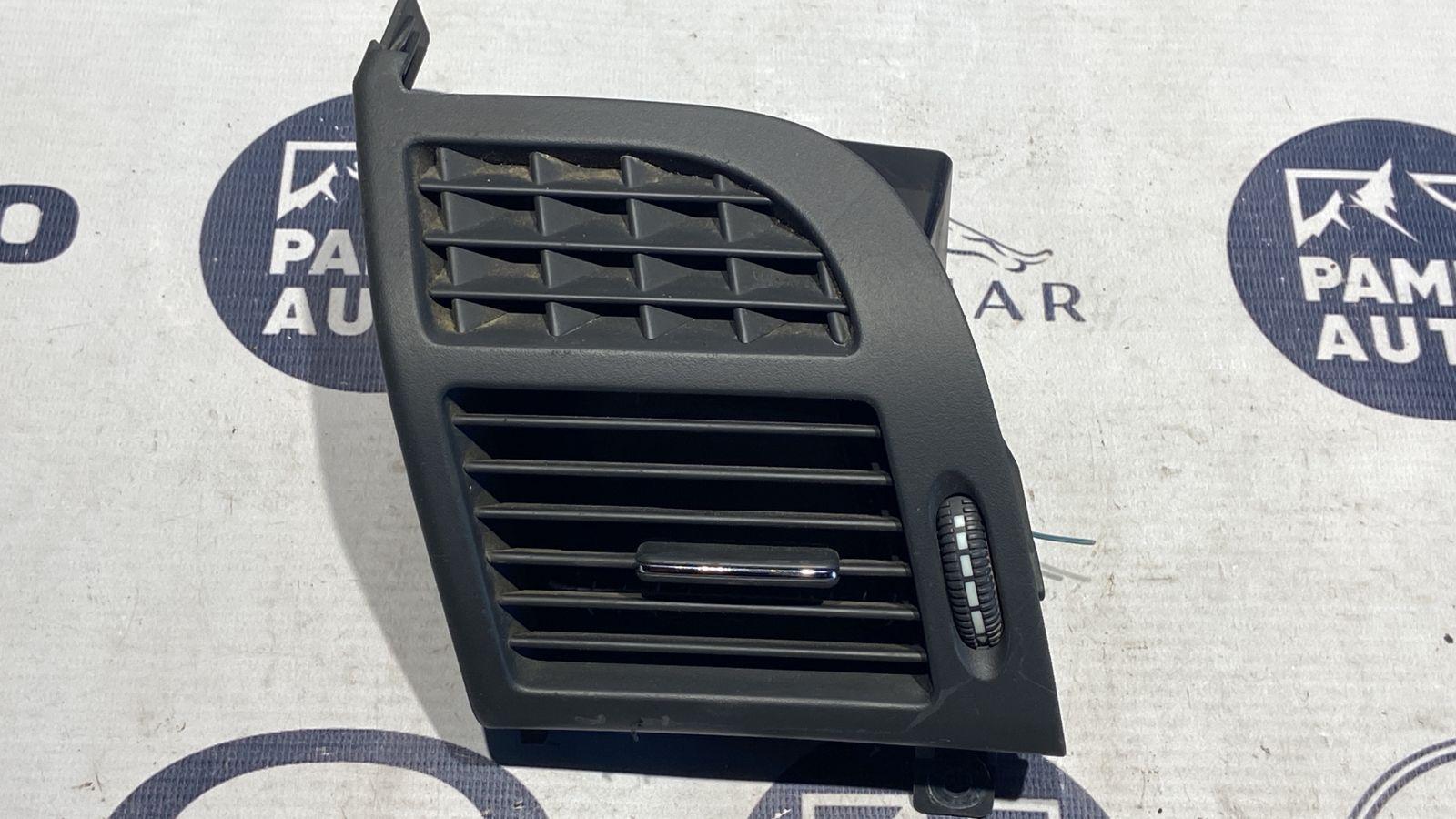 Дефлектор воздушный левый Mercedes E/W211 2002-2009