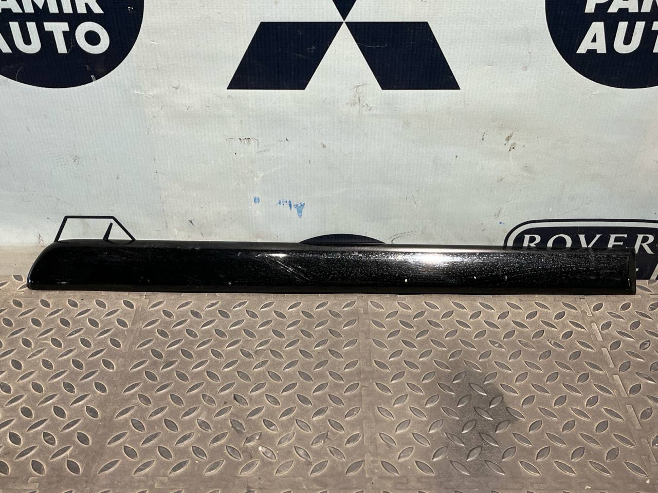 Молдинг двери задний левый Mercedes M/W163 1997-2005