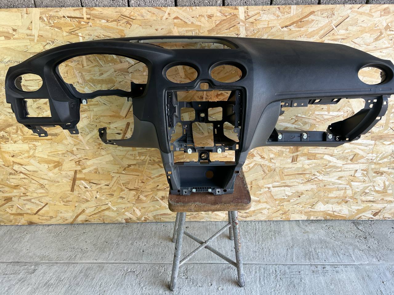 Торпедо Ford Focus/2 2004-2011