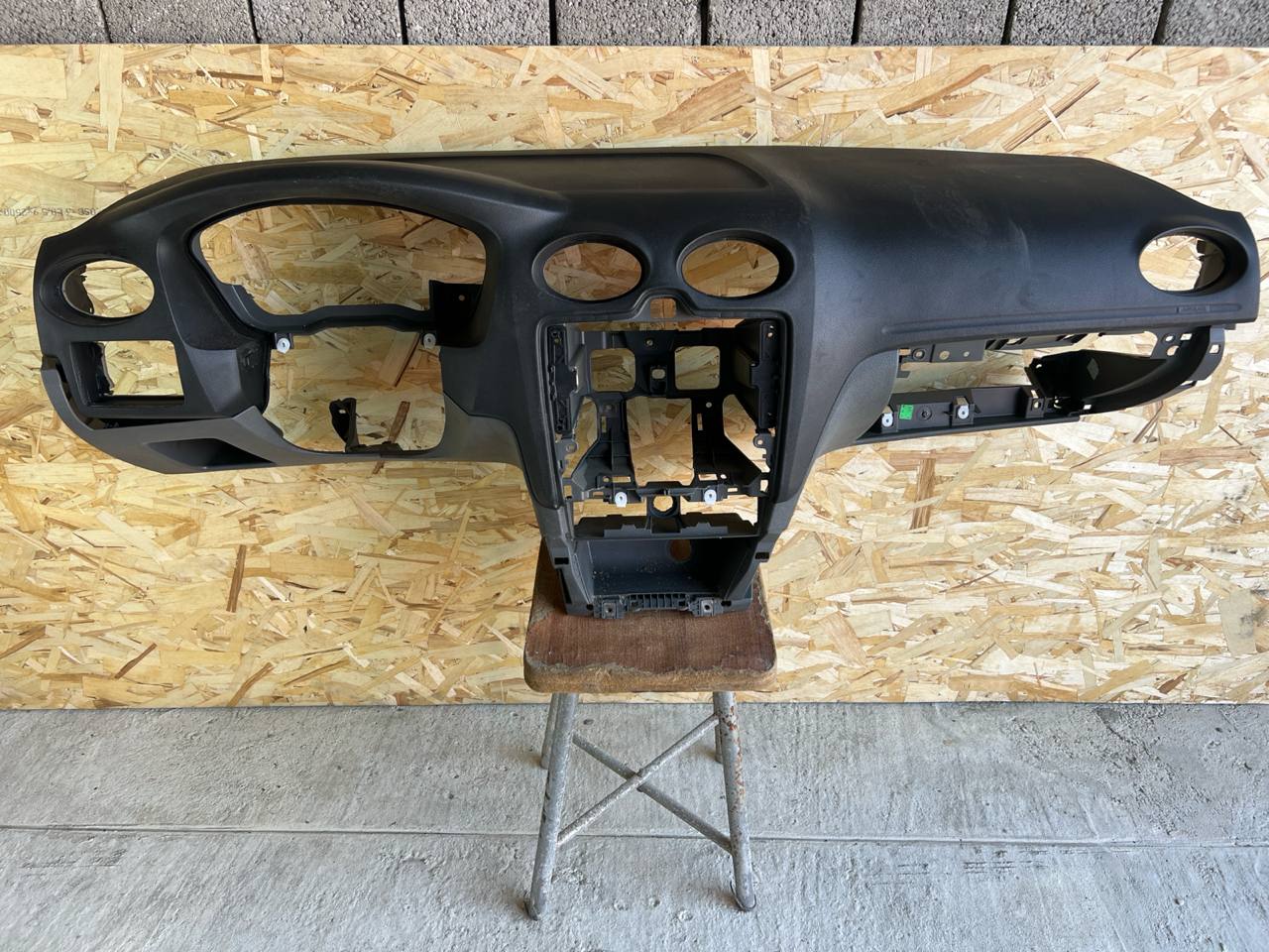 Торпедо Ford Focus/2 2004-2011