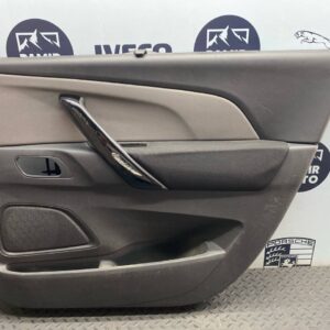Обшивка двери задняя правая Citroen C4/2 2010-2020