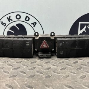 Кнопка аварийной сигнализации Mercedes C/W203 2000-2008