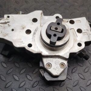 Насос топливный (ТНВД) Mercedes C/W203 2000-2008