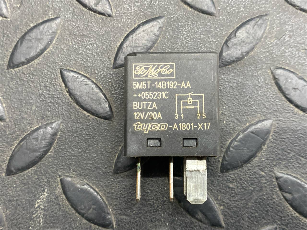 Реле Ford Focus/2 2004-2011