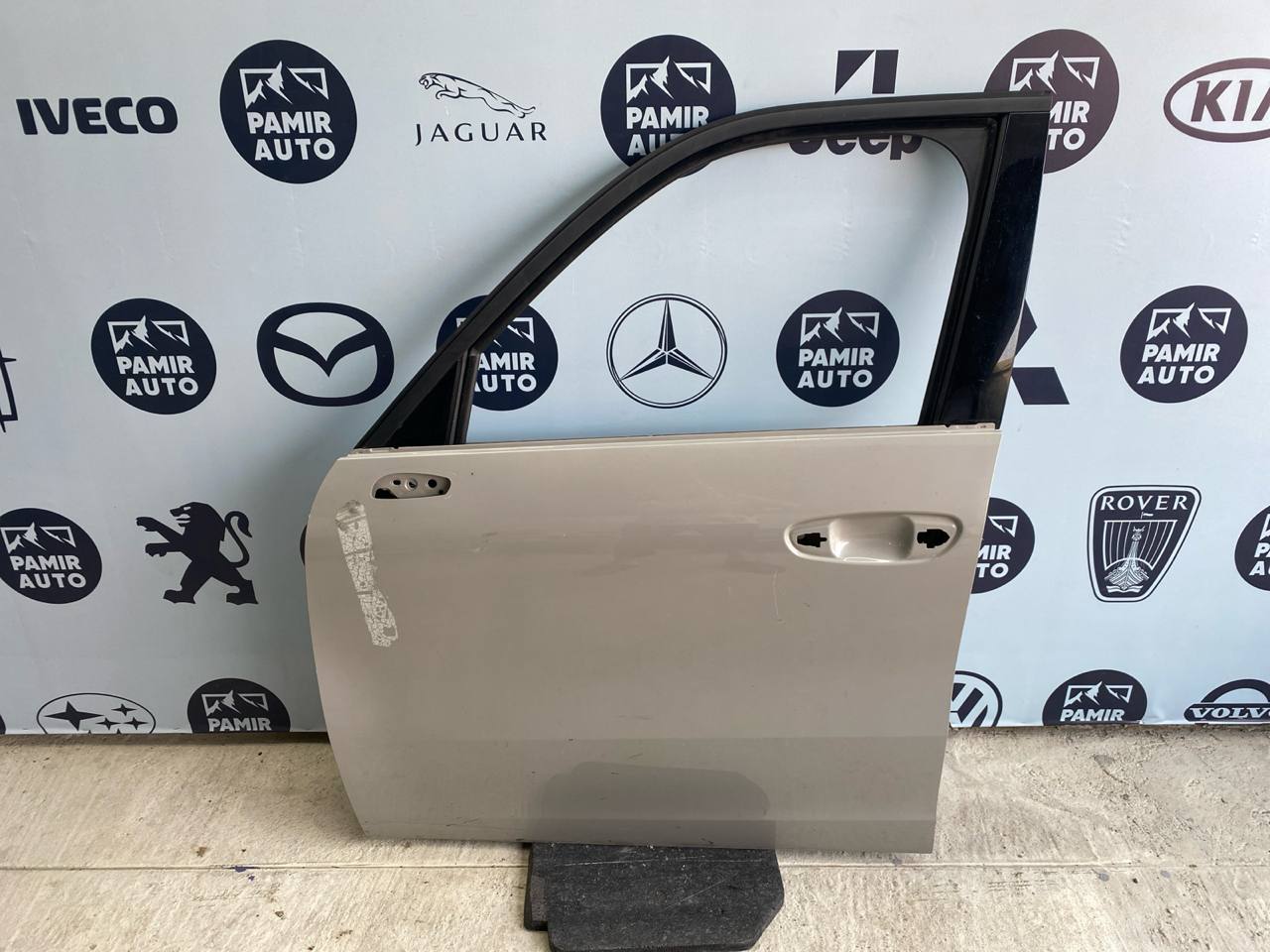 Дверь передняя левая Citroen C4 2004-2014