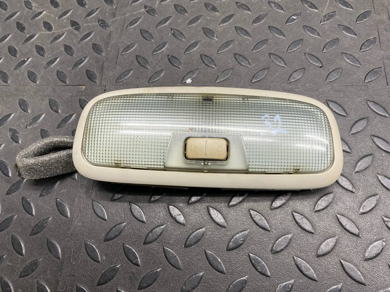 Плафон салонный Ford Focus/2 2004-2011