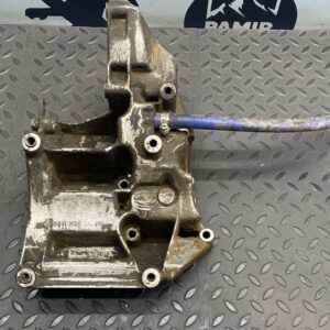 Кронштейн компрессора кондиционера Mercedes C/W202 1993-2001