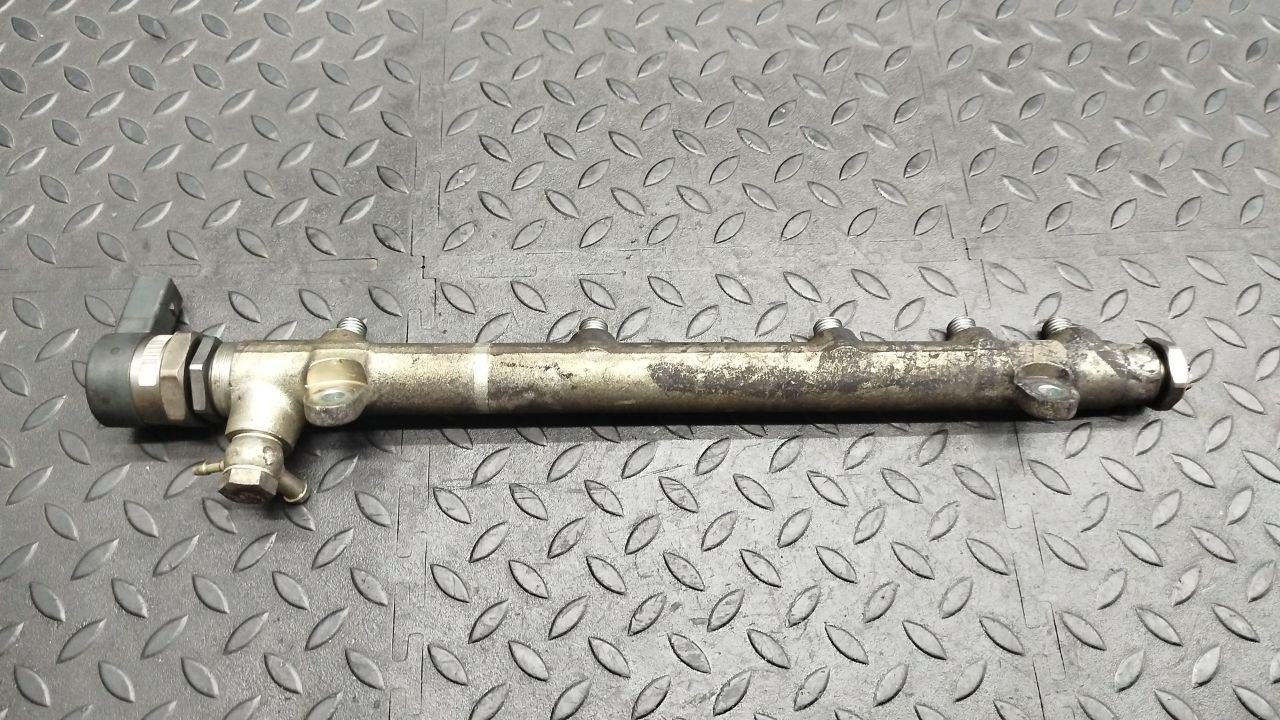 Рампа топливная Mercedes C/W203 2000-2008