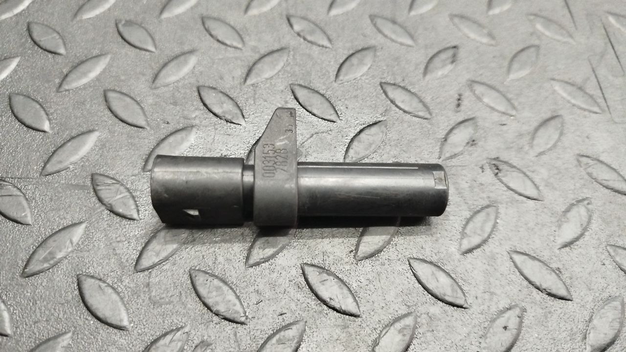 Датчик положения коленвала Mercedes C/W203 2000-2008