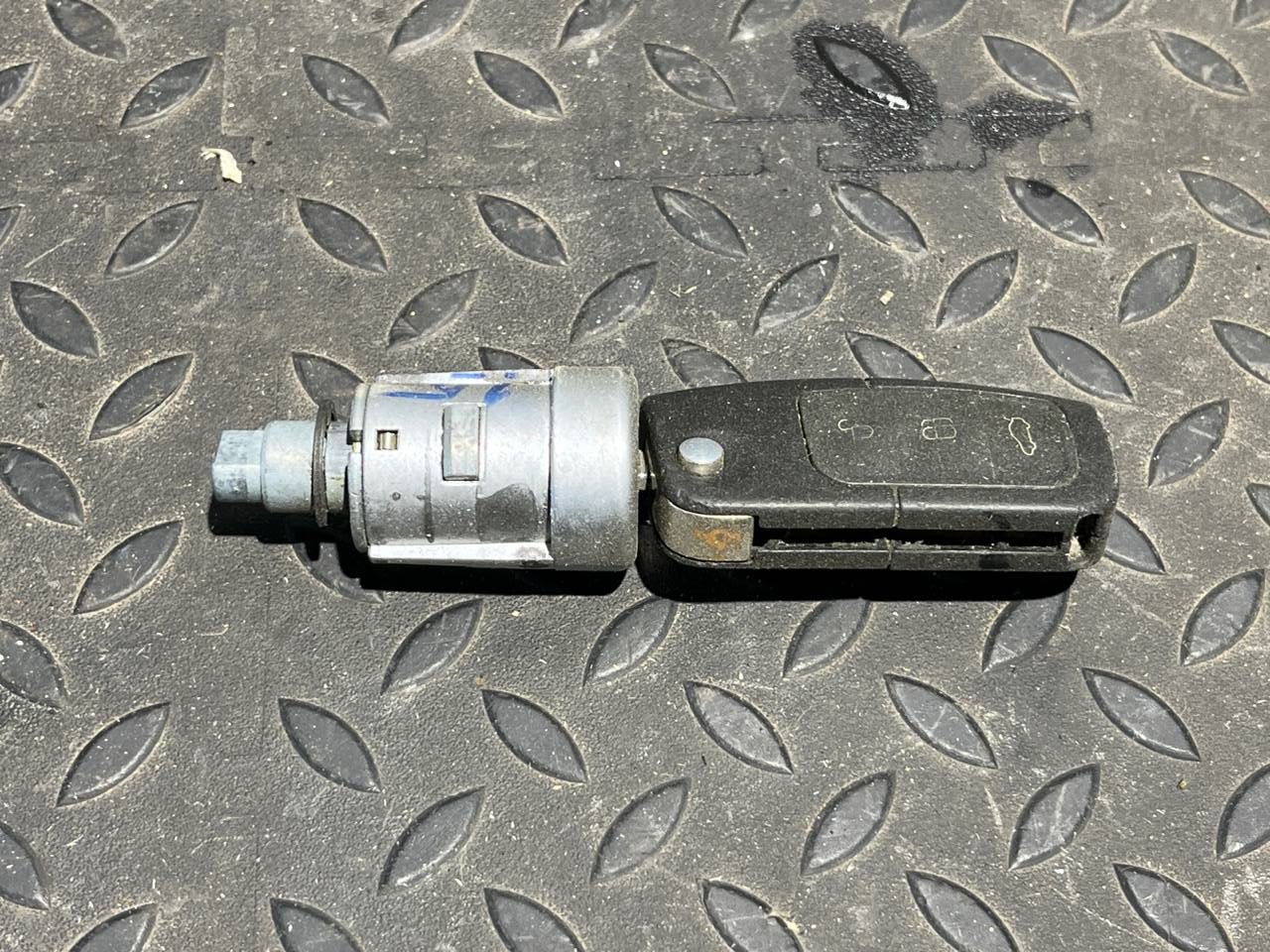 Замок зажигания Ford Focus/2 2004-2011