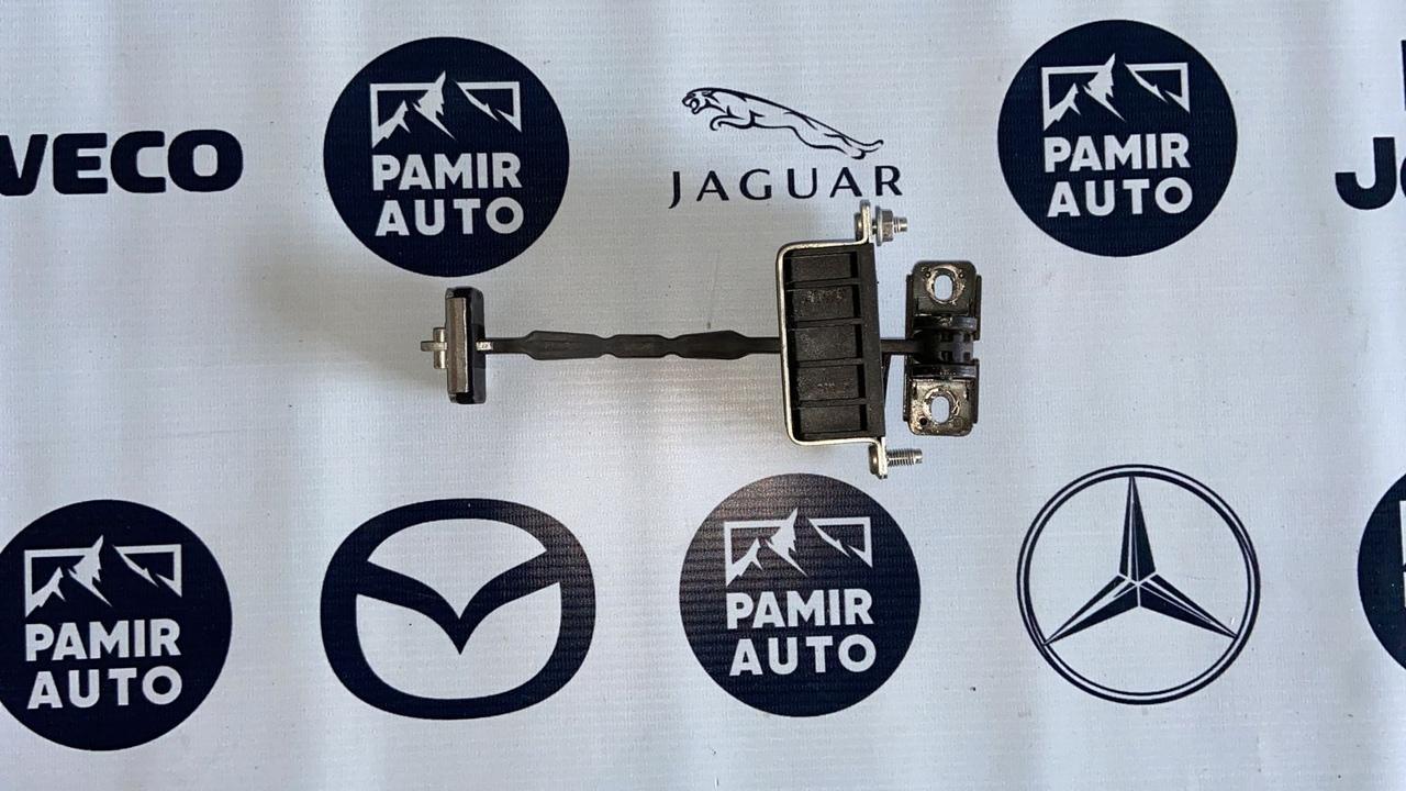 Ограничитель двери передний Mercedes E/W211 2002-2009