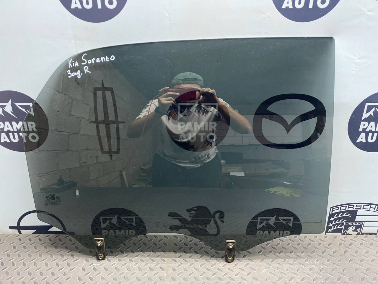 Стекло двери заднее правое Kia Sportage/2 2004-2010