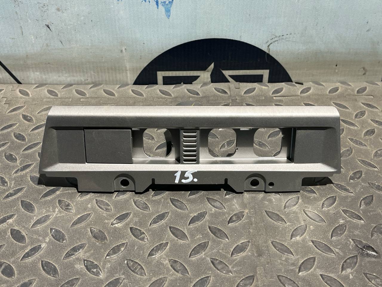 Накладка на торпедо Ford Focus/2 2004-2011