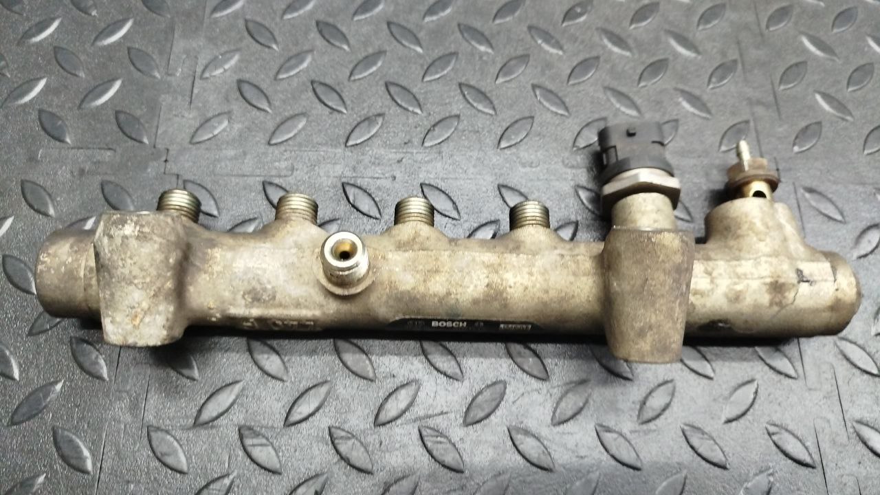 Рампа топливная Opel Astra/H 2004-2014