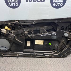Стеклоподъемник передний правый Ford Fiesta/6 2008-2019