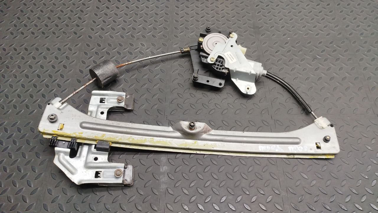 Стеклоподъемник передний правый Chrysler PT Cruiser 2000-2010