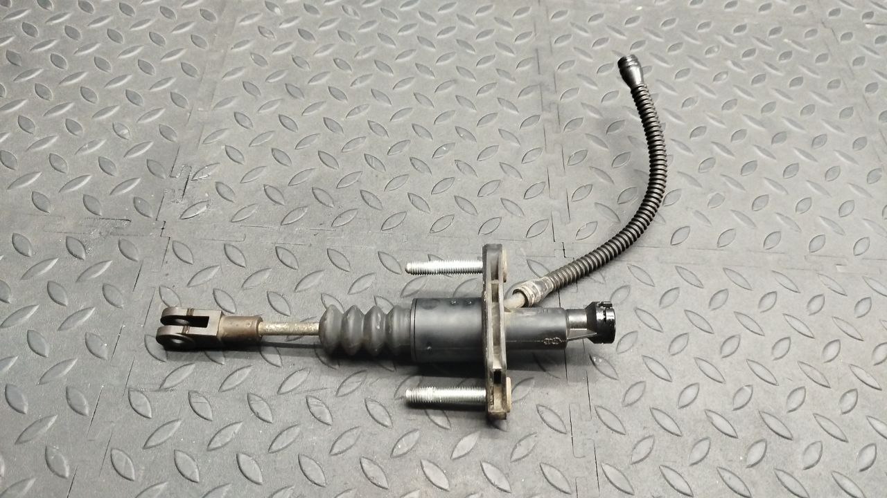 Цилиндр сцепления главный Opel Astra/H 2004-2014