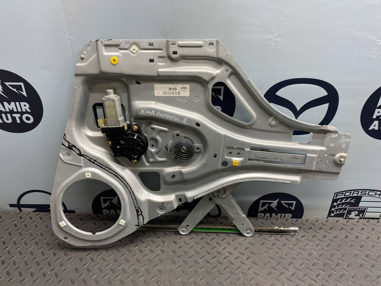 Стеклоподъемник передний правый Kia Sportage/2 2004-2010