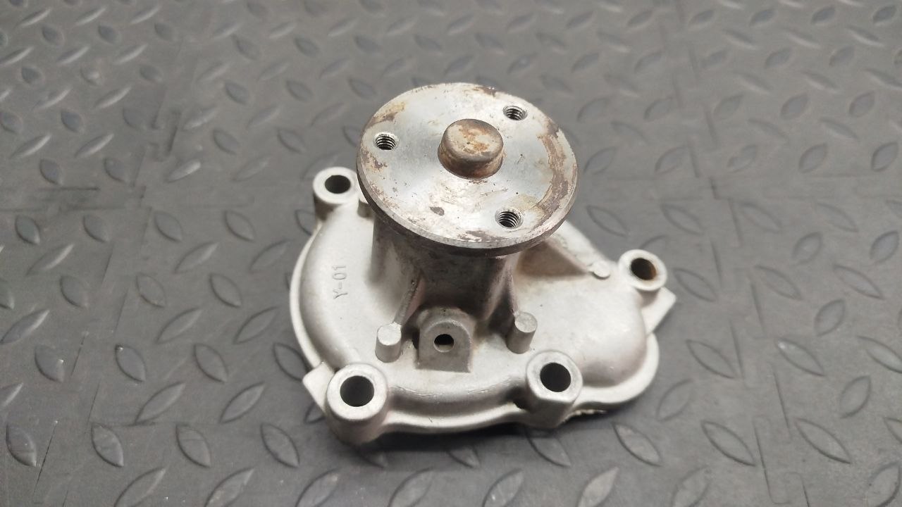 Насос водяной (Помпа) Opel Astra/H 2004-2014