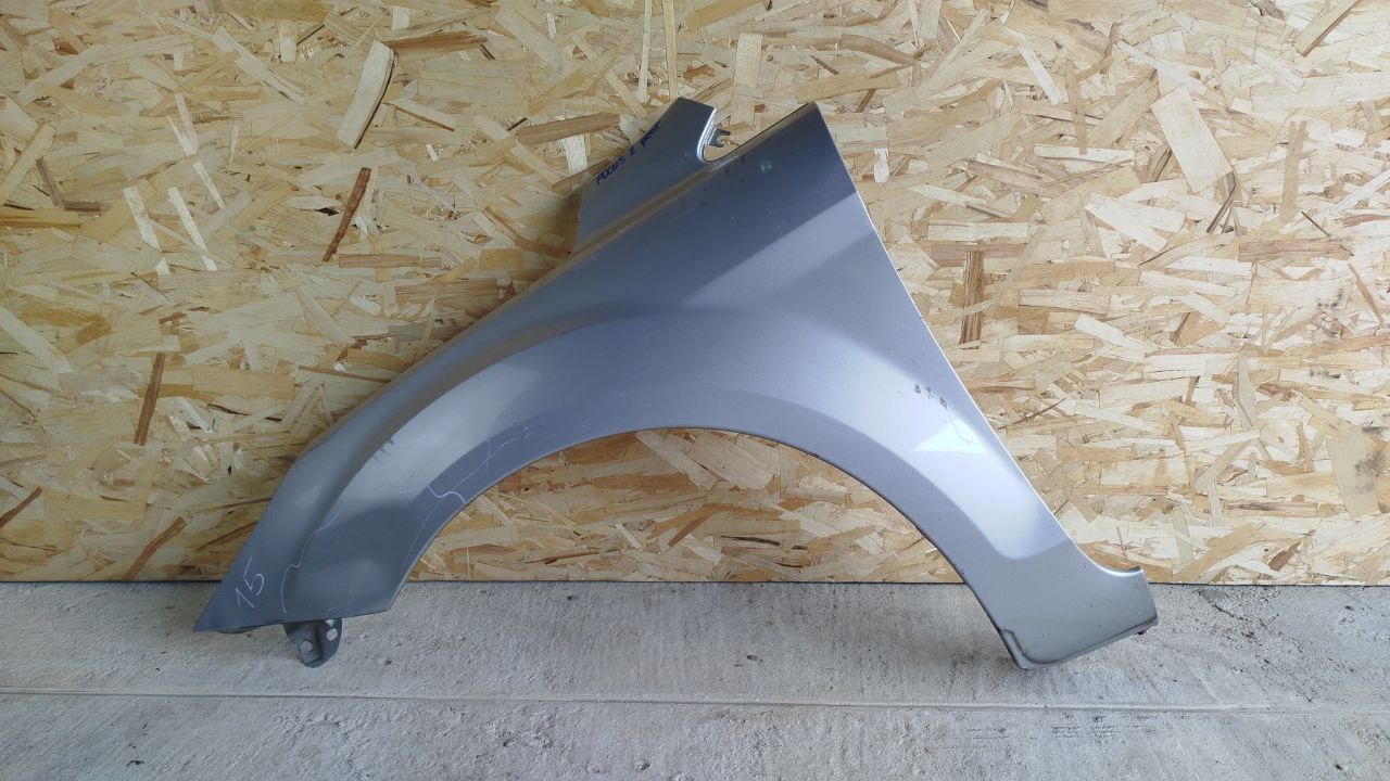 Крыло переднее левое Ford Focus/2 2004-2011
