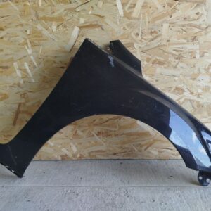 Крыло переднее правое Ford Focus/2 2004-2011