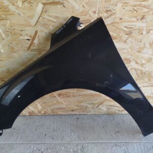 Крыло переднее левое Ford Focus/2 2004-2011