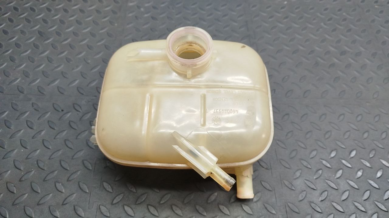 Бачок расширительный Opel Astra/H 2004-2014